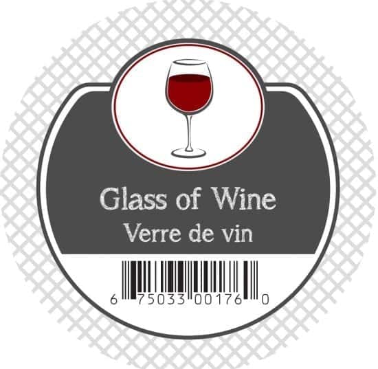 Glass of wine - Red purple plum chalk based paint - Verre de vin