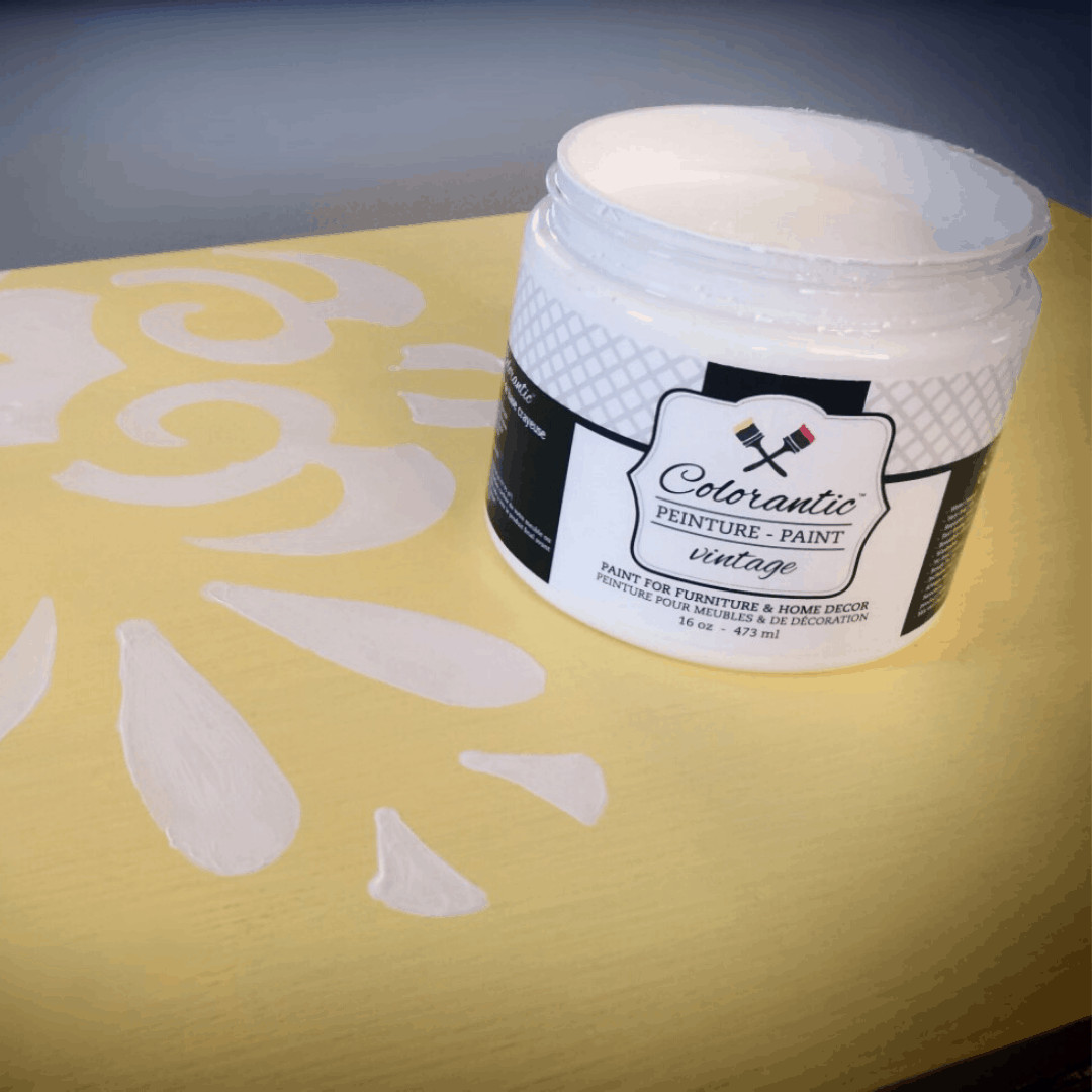 Painting a Lemon Pie Dresser | Peinturer une commode Tarte au citron