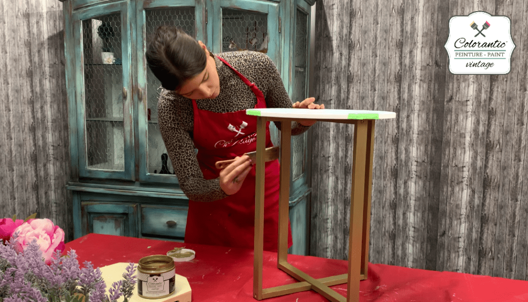 How to paint a small coffee table with Metallic paint | Comment peindre une table à café?