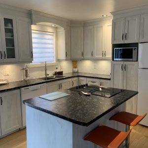 kitchen cabinets | Repeindre des armoires de cuisine avec de la peinture