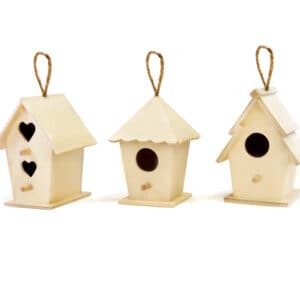 pack of 3 small wooden birdhouses - paquet de 3 petites cabanes d'oiseaux en bois